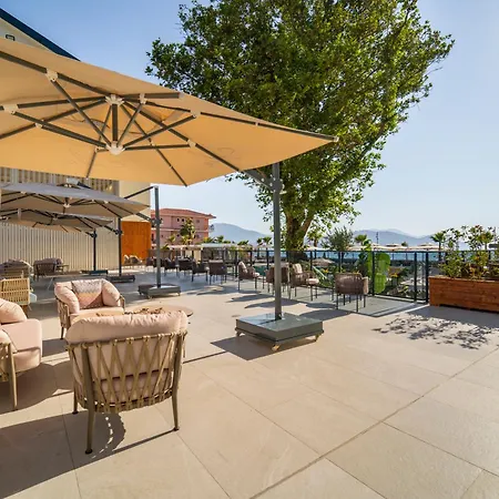 Sundia Exclusive By Liberty Adults Only 5* 페티예